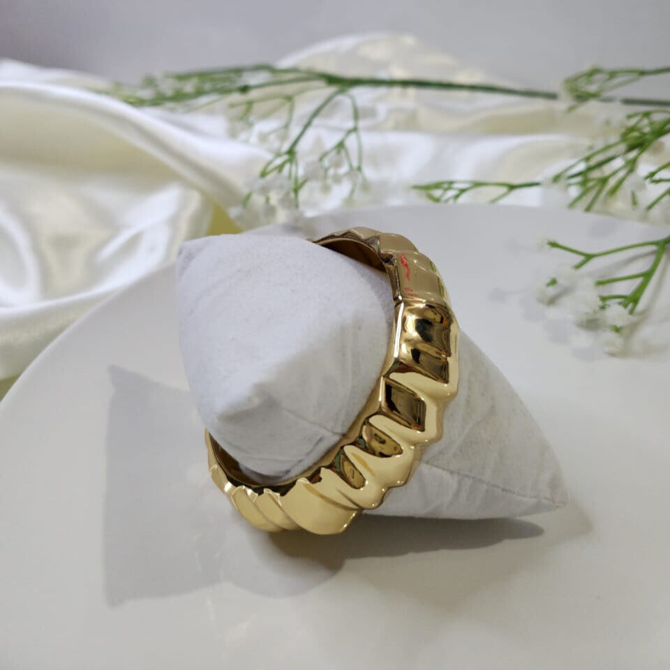 Dome Gold Bracelet