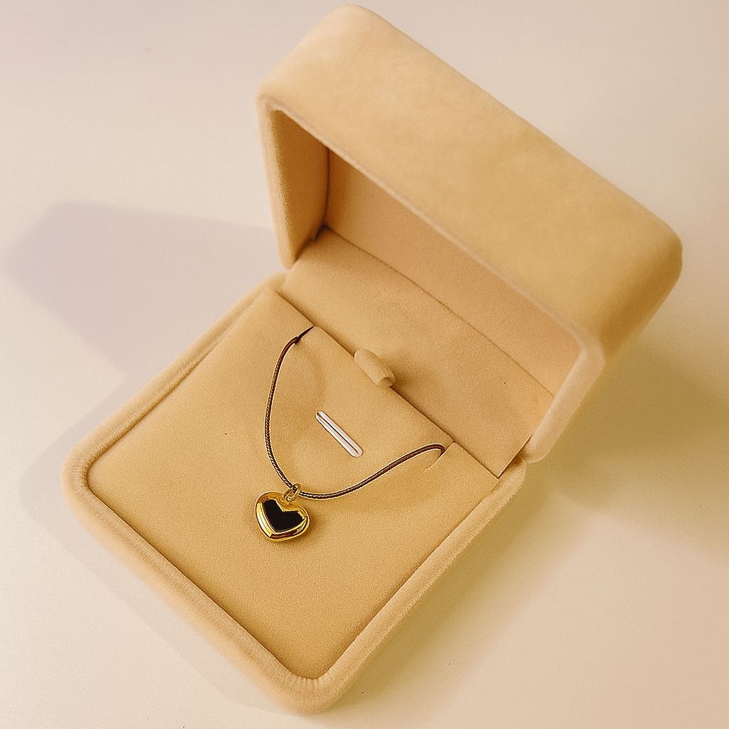 Eternal Black Heart Necklace with Jewellery Box