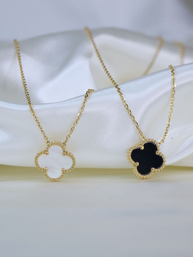 Reversible Clover Pendant Necklace