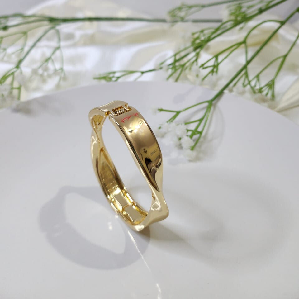 Wavy Gold Cuff Bracelet