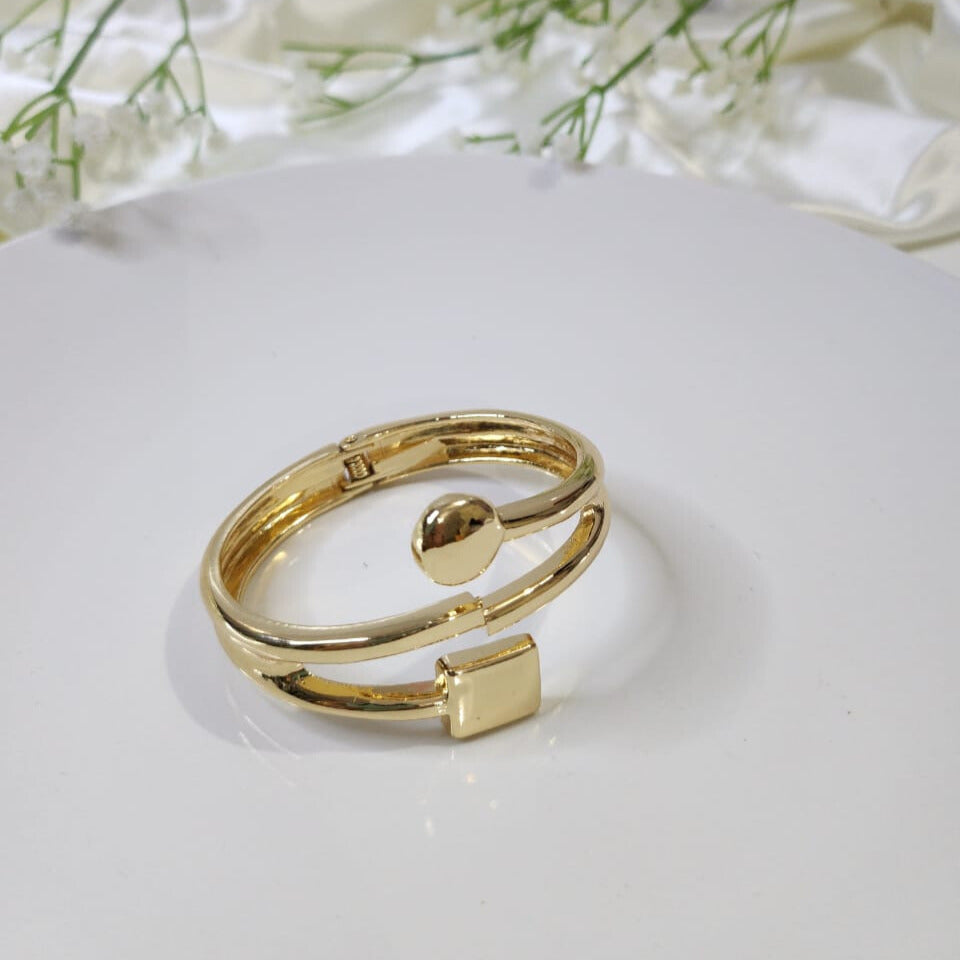 Gold Geometric Bracelet