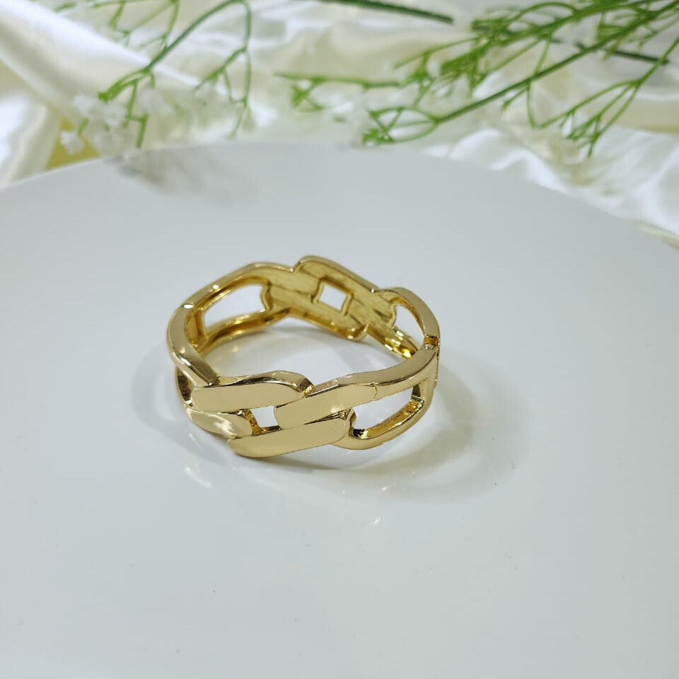 Chunky Chain-Link Gold Cuff Bracelet