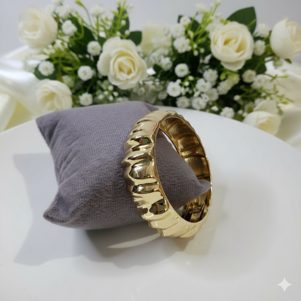 Dome Gold Bracelet