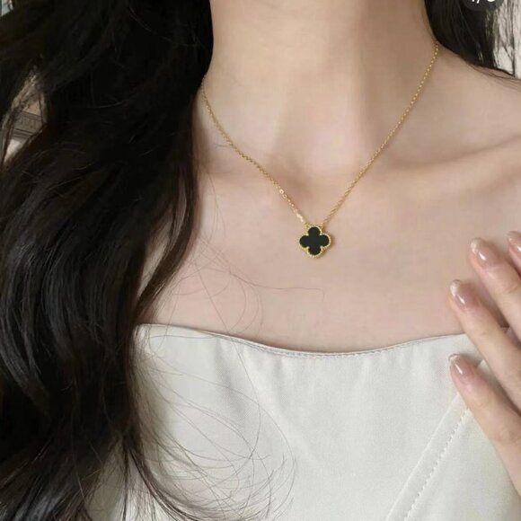Reversible Clover Pendant Necklace