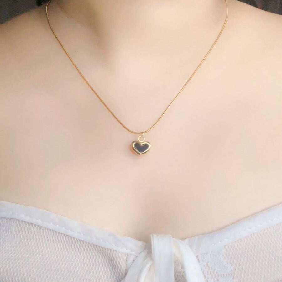 Eternal Black Heart Necklace