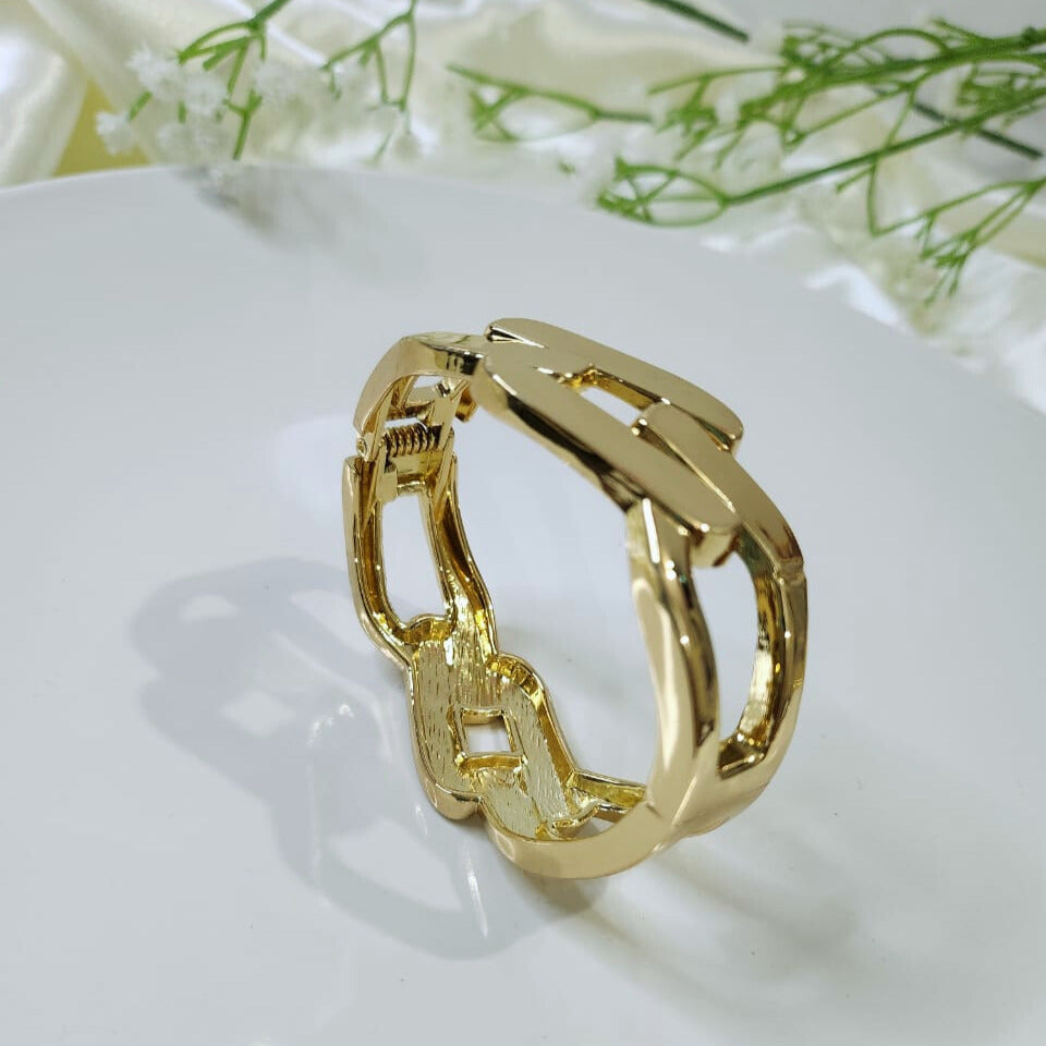 Chunky Chain-Link Gold Cuff Bracelet